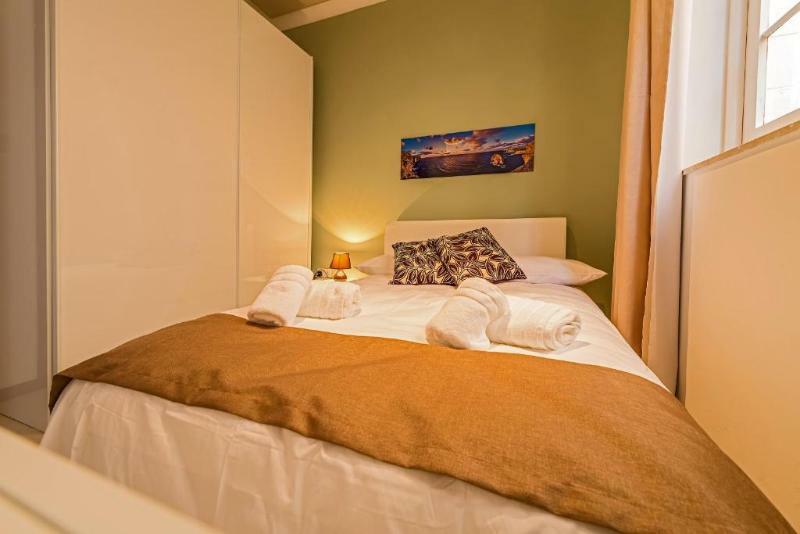 Valletta Merisi Suites ภายนอก รูปภาพ